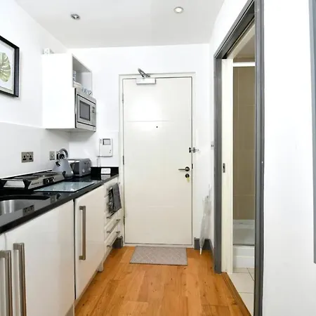 Modern Studio In Leeds City Centre Apartmán